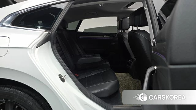 Volkswagen Arteon 2019 Белый из Кореи, фото 2