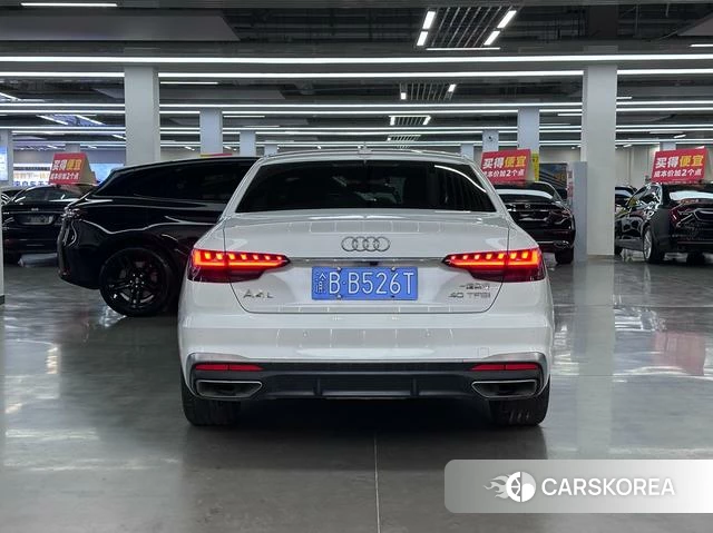 Audi A4L 2021 Белый из Китая, фото 2