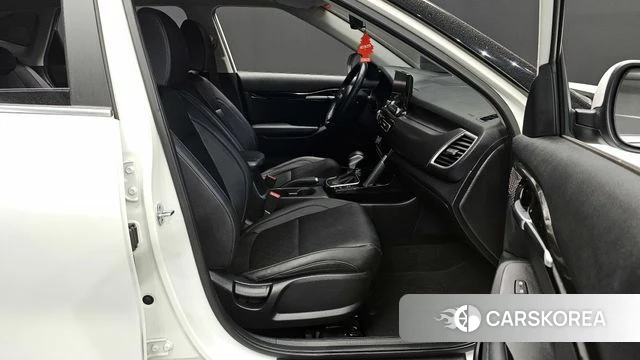 Kia Seltos 2021 Белый из Кореи, фото 2