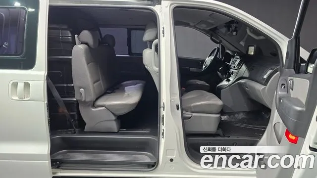 Hyundai The New Grand Starex 2018 Белый из Кореи, фото 2