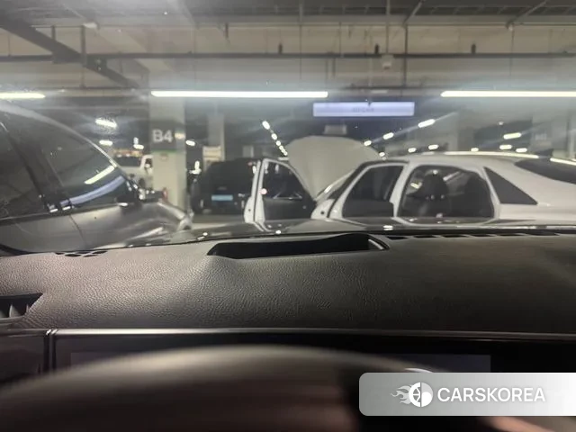 Hyundai Santa Fe (MX5) 2025 Черный из Кореи, фото 2