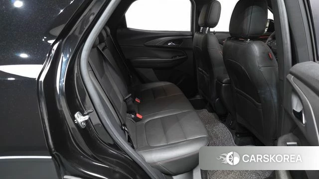 Chevrolet (GM Daewoo) The New Trail Blazer 2024 Черный из Кореи, фото 2