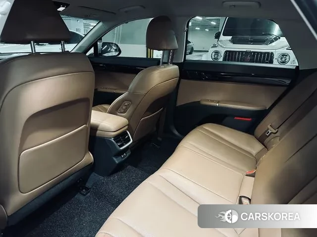 Hyundai Grandeur (GN7) 2023 Белый из Кореи, фото 2