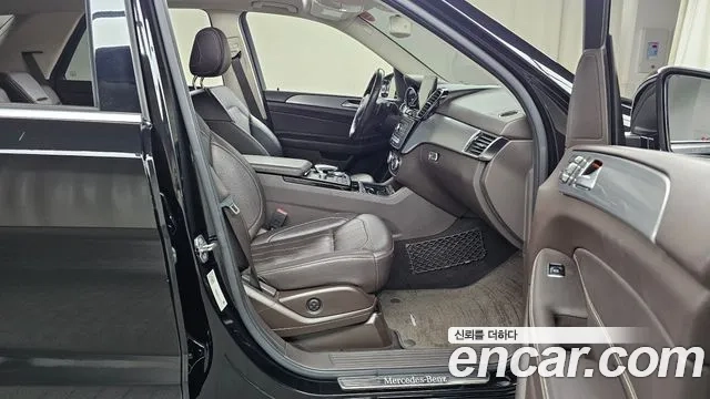 Mercedes-Benz GLE - Class W166 2018 Черный из Кореи, фото 2