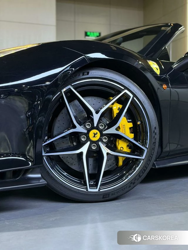 Ferrari 488 2019 Черный из Китая, фото 2