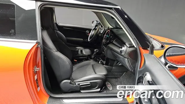 Mini Cooper 2018 Красный из Кореи, фото 2