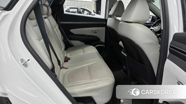 Hyundai Tucson Hybrid (NX4) 2022 Белый из Кореи, фото 2