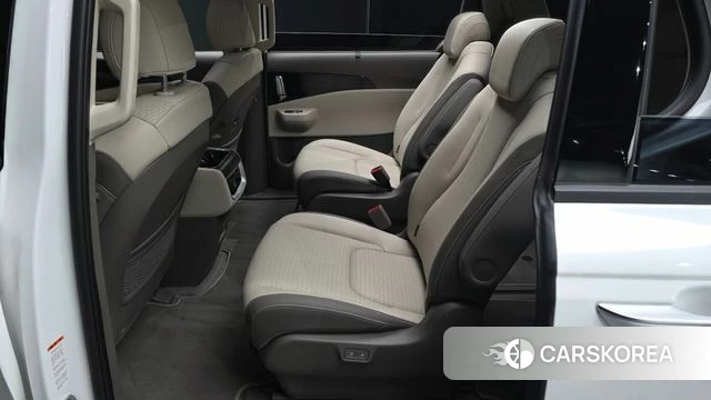 Kia The New Carnival 4th Generation 2025 Белый из Кореи, фото 2