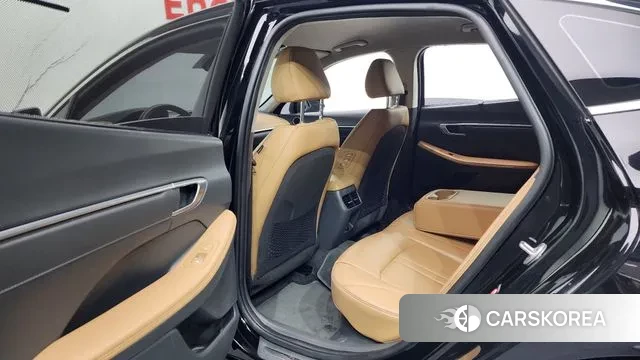 Hyundai Sonata Hybrid (DN8) 2022 Черный из Кореи, фото 2