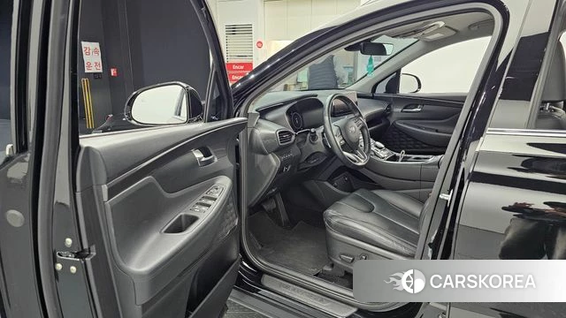 Hyundai The New Santa Fe 2021 Черный из Кореи, фото 2