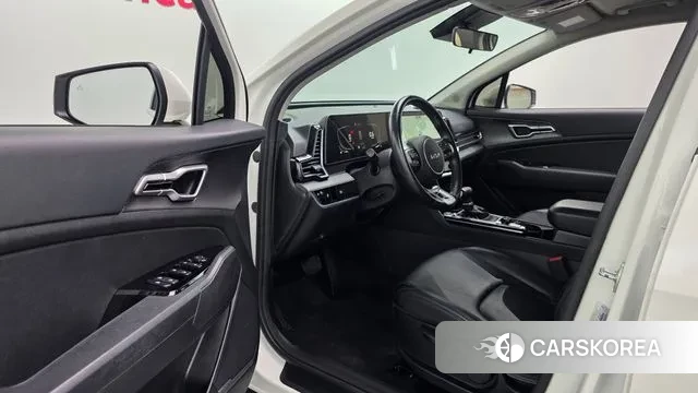 Kia Sportage 5th Generation 2022 Белый из Кореи, фото 2