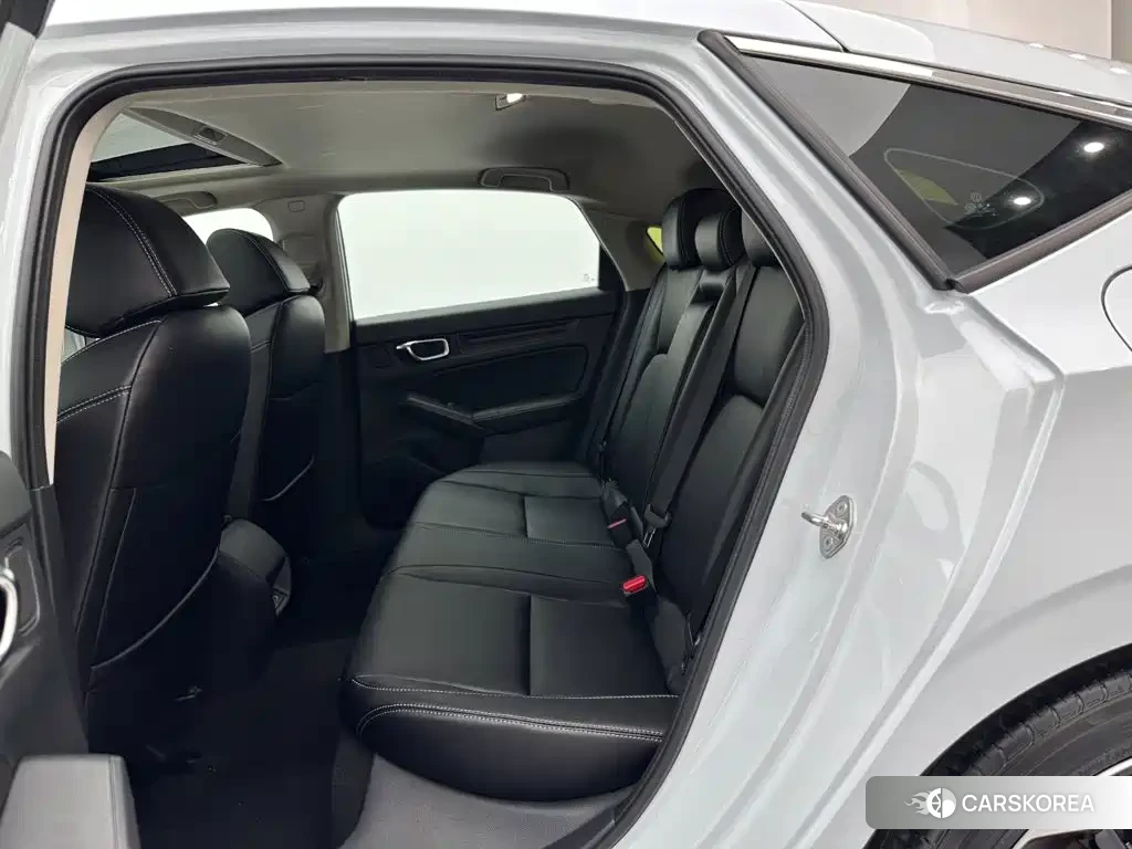 Honda Civic 2023 Белый из Китая, фото 2