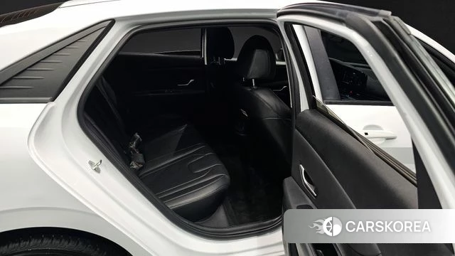 Hyundai Avante (CN7) 2022 Белый из Кореи, фото 2