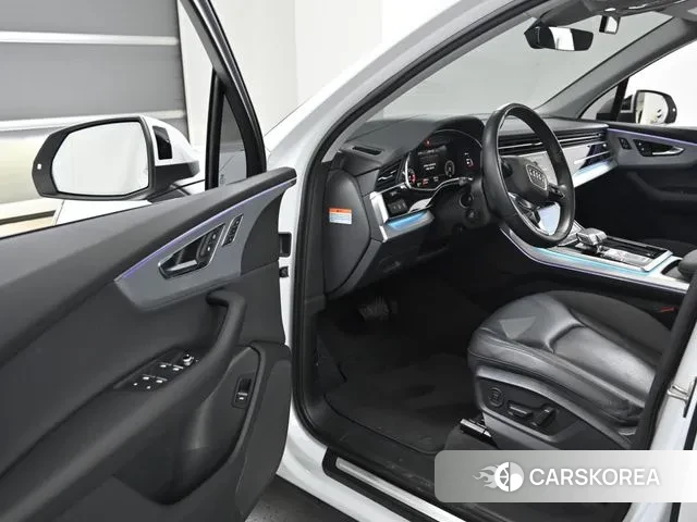 Audi Q7 (4M) 2021 Белый из Кореи, фото 2