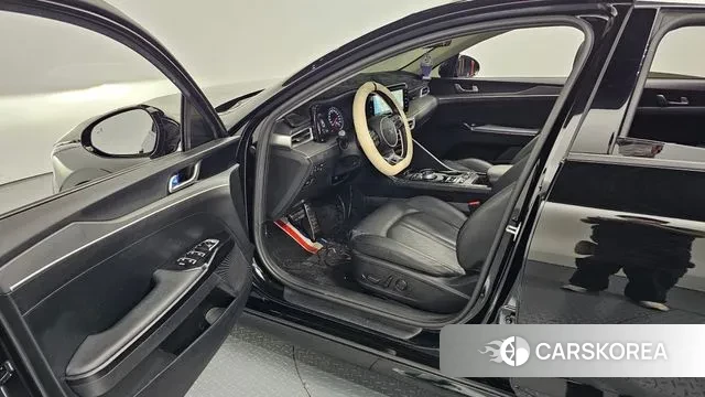 Kia K5 3rd generation 2023 Черный из Кореи, фото 2