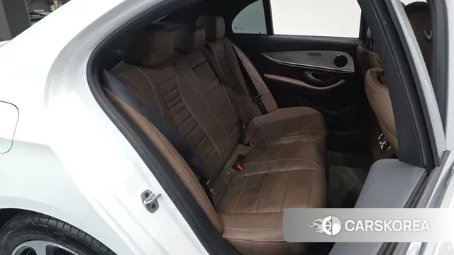 Mercedes-Benz E-Class W213 id 2902304 из Кореи 2