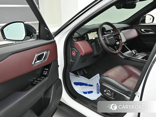 Land Rover Range Rover Velar 2025 Белый из Кореи, фото 2