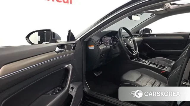 Volkswagen Arteon 2020 Черный из Кореи, фото 2