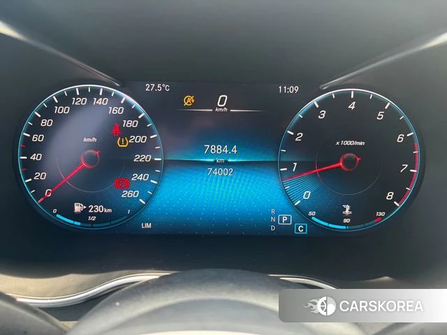 Mercedes-Benz GLC 2022 Белый из Китая, фото 2