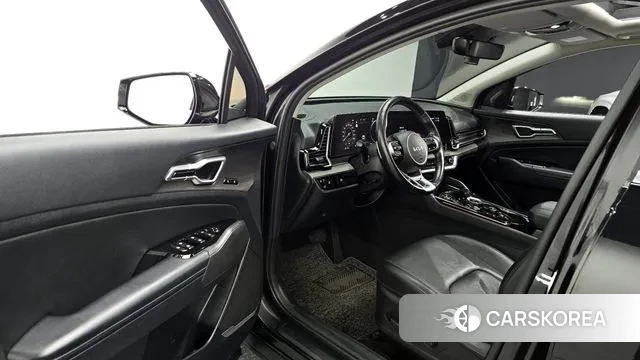 Kia Sportage 5th Generation 2021 Черный из Кореи, фото 2