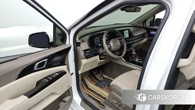 Kia Carnival 4th generation 2023 Белый из Кореи, фото 2