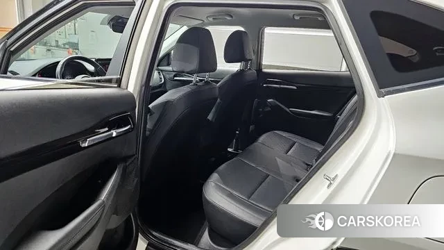 Kia Seltos 2022 Белый из Кореи, фото 2