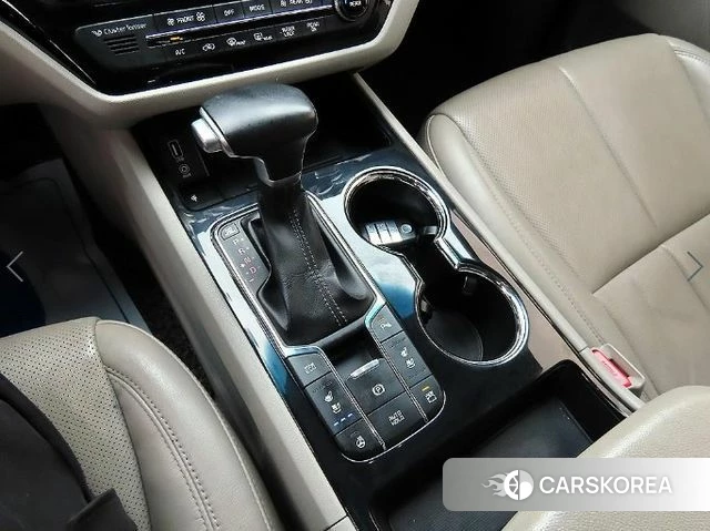 Kia The New Carnival 2019 Белый из Кореи, фото 2