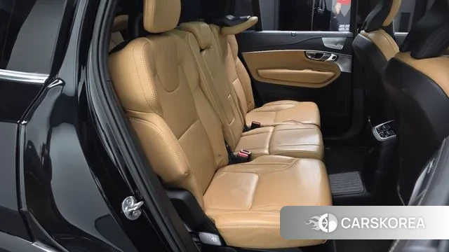Volvo XC90 second Generation 2022 Черный из Кореи, фото 2