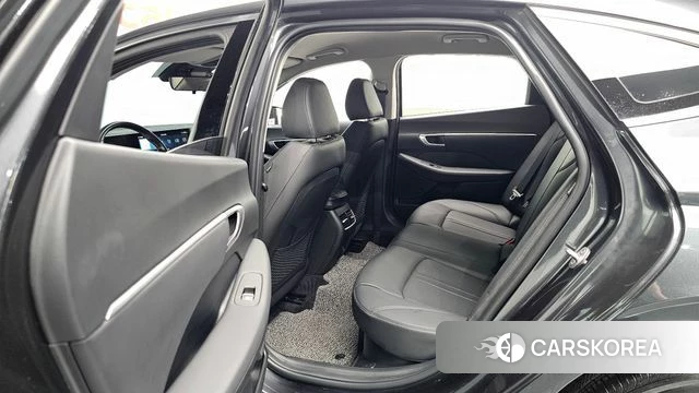 Hyundai Sonata D Edge Hybrid (DN8) 2023 Серый из Кореи, фото 2