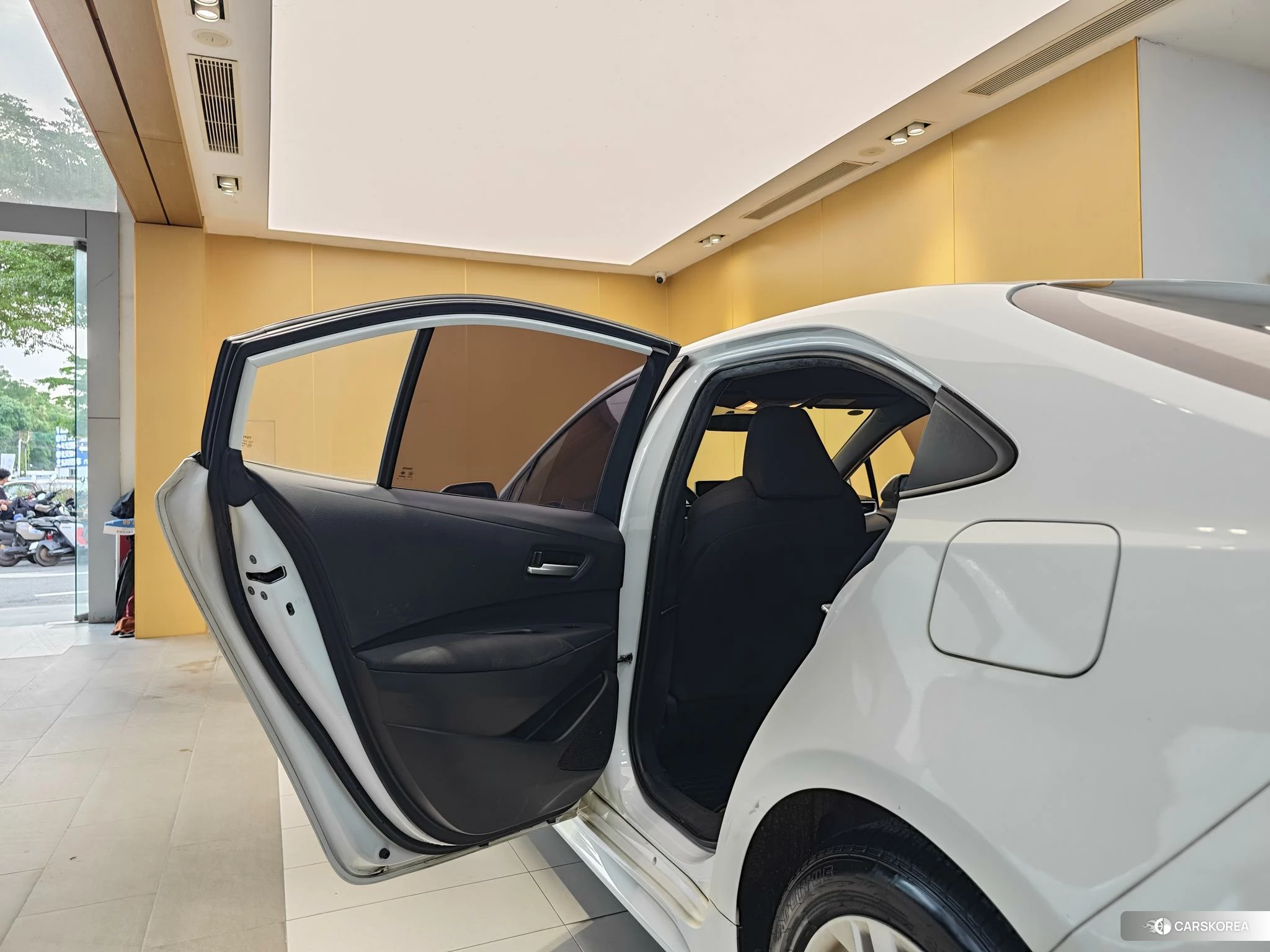 Toyota Lei Ling 2021 Белый из Китая, фото 2