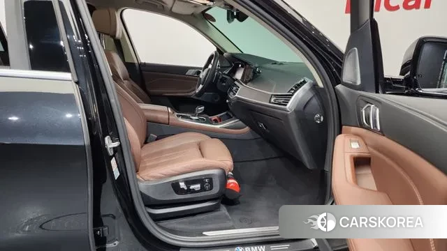 BMW X7 (G07) 2021 Черный из Кореи, фото 2