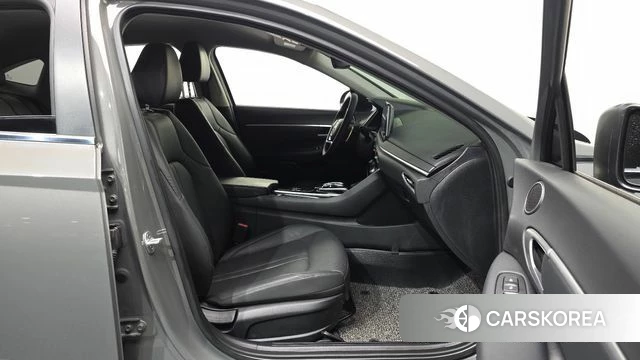 Hyundai Sonata (DN8) 2019 Серый из Кореи, фото 2