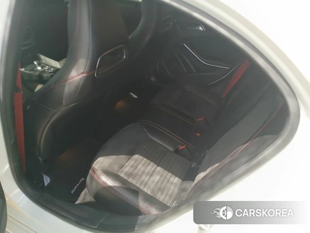 Mercedes-Benz A-Class W176 2018 Белый из Кореи, фото 2