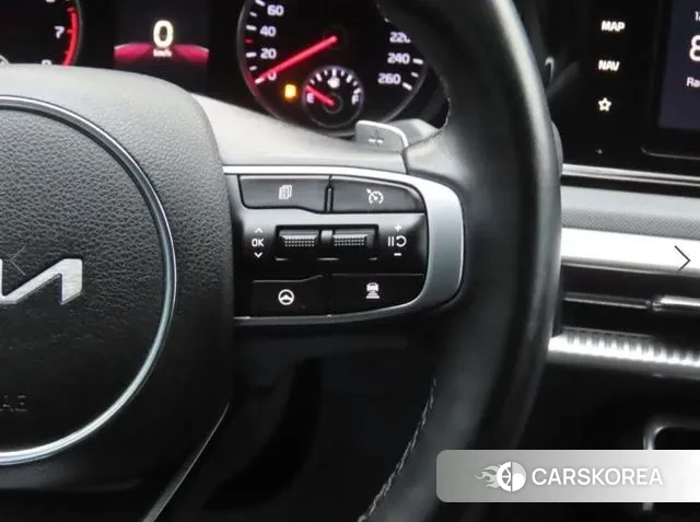 Kia K5 3rd generation 2021 Белый из Кореи, фото 2