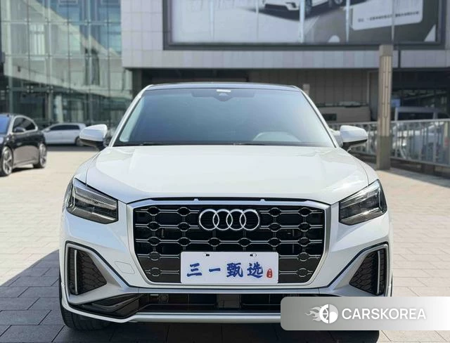 Audi Q2L 2023 Белый из Китая, фото 2