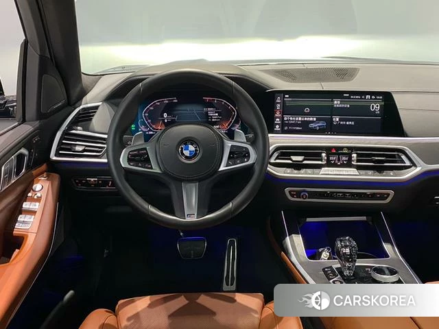 BMW X7 2022 Темно-серый из Китая, фото 2