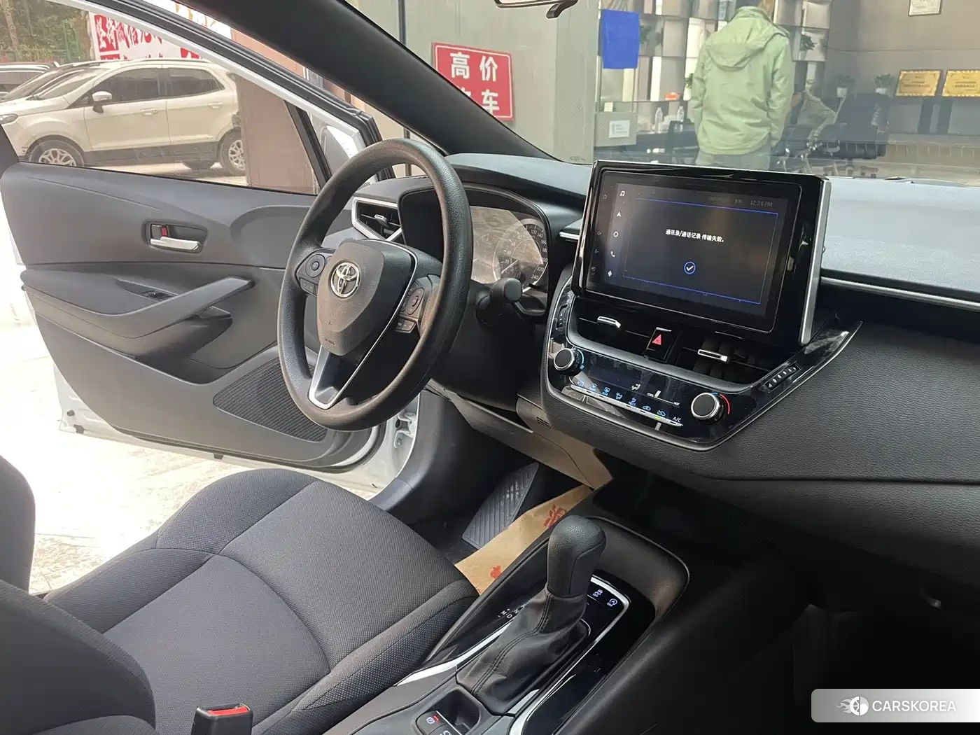 Toyota Levin 2024 Белый из Китая, фото 2