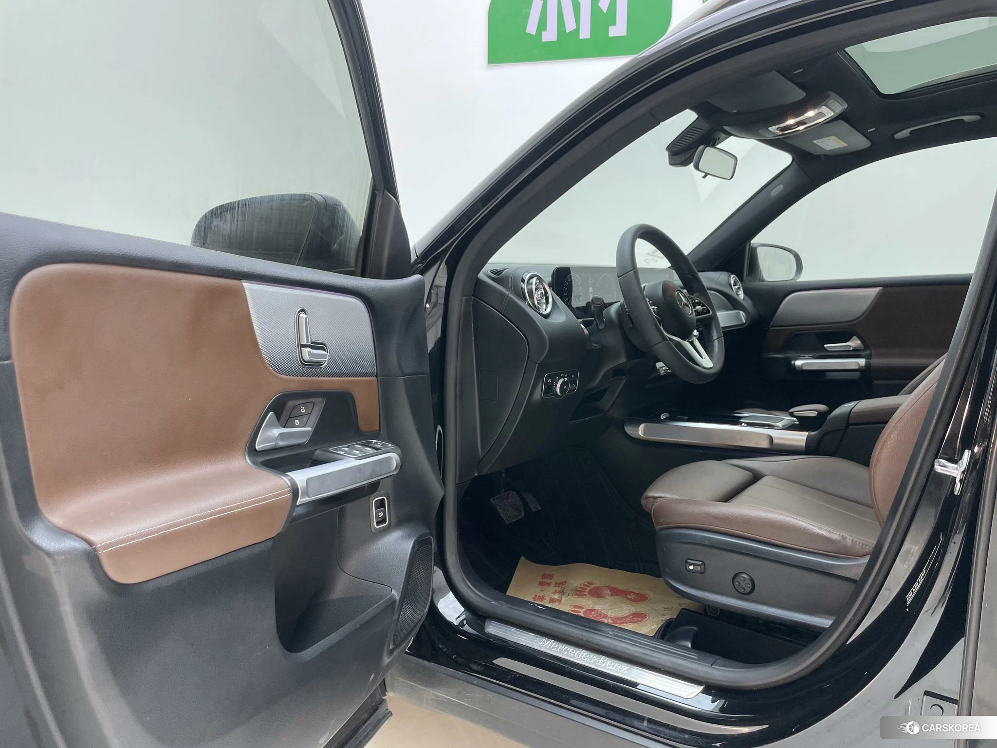 Mercedes-Benz GLB 2021 Черный из Китая, фото 2