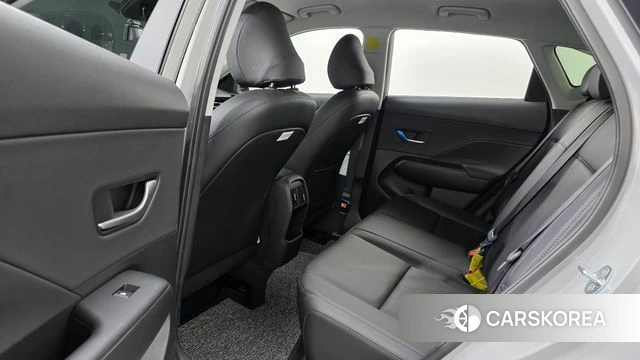 Hyundai Kona (SX2) 2025 Серый из Кореи, фото 2