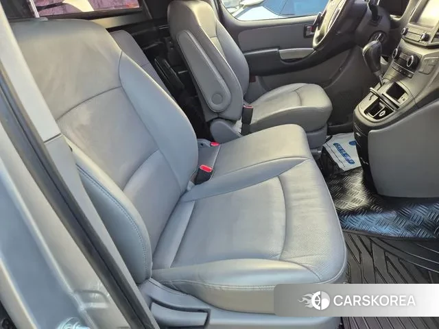 Hyundai The New Grand Starex id 3408185 из Кореи 2