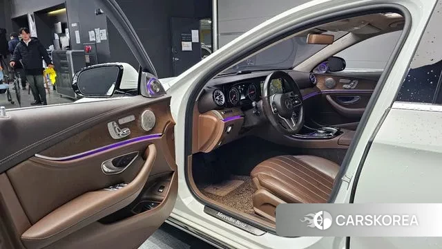 Mercedes-Benz E-Class W213 2019 Белый из Кореи, фото 2