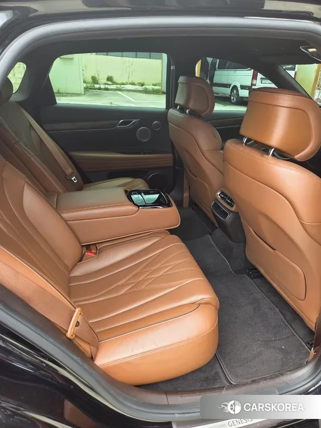 Genesis Electrified G80 (RG3) 2022 Черный из Кореи, фото 2