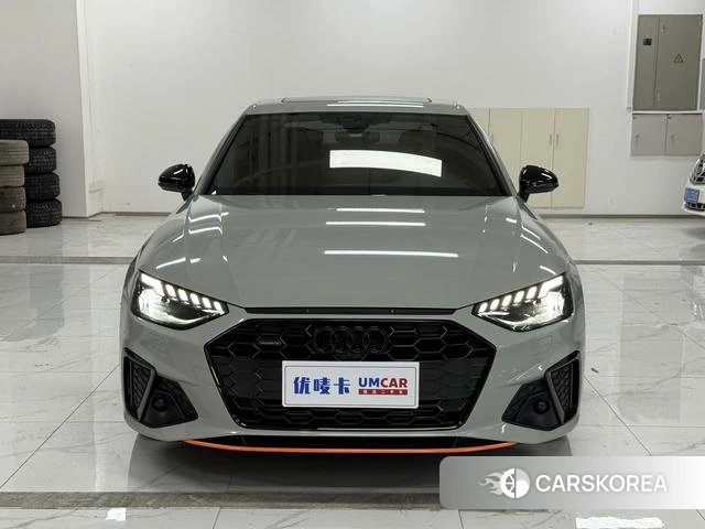 Audi A4L 2024 Серебристо-серый из Китая, фото 2