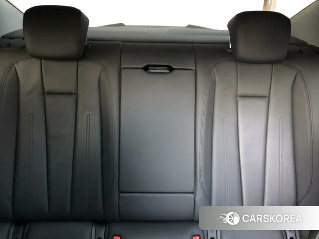 Audi A5 2023 Темно-серый из Китая, фото 2