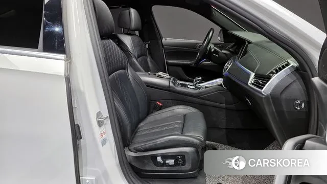 BMW X6 (G06) 2022 Белый из Кореи, фото 2