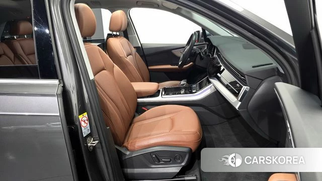 Audi Q7 (4M) 2021 Серый из Кореи, фото 2