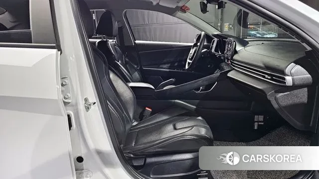 Hyundai Avante (CN7) 2022 Белый из Кореи, фото 2