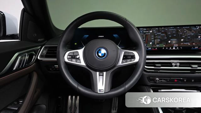 BMW i4 2024 Небесно-голубой из Кореи, фото 2