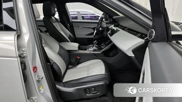 Land Rover Range Rover Evoque 2nd Generation 2020 Серебряный из Кореи, фото 2