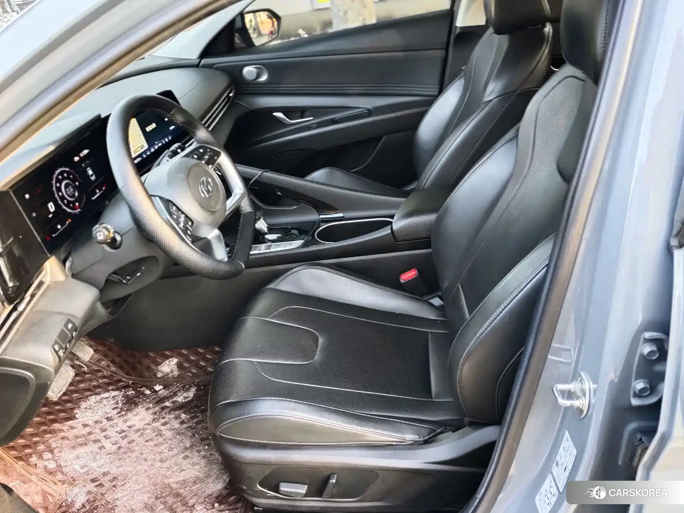 Hyundai Elantra 2021 Silver/gray из Китая, фото 2
